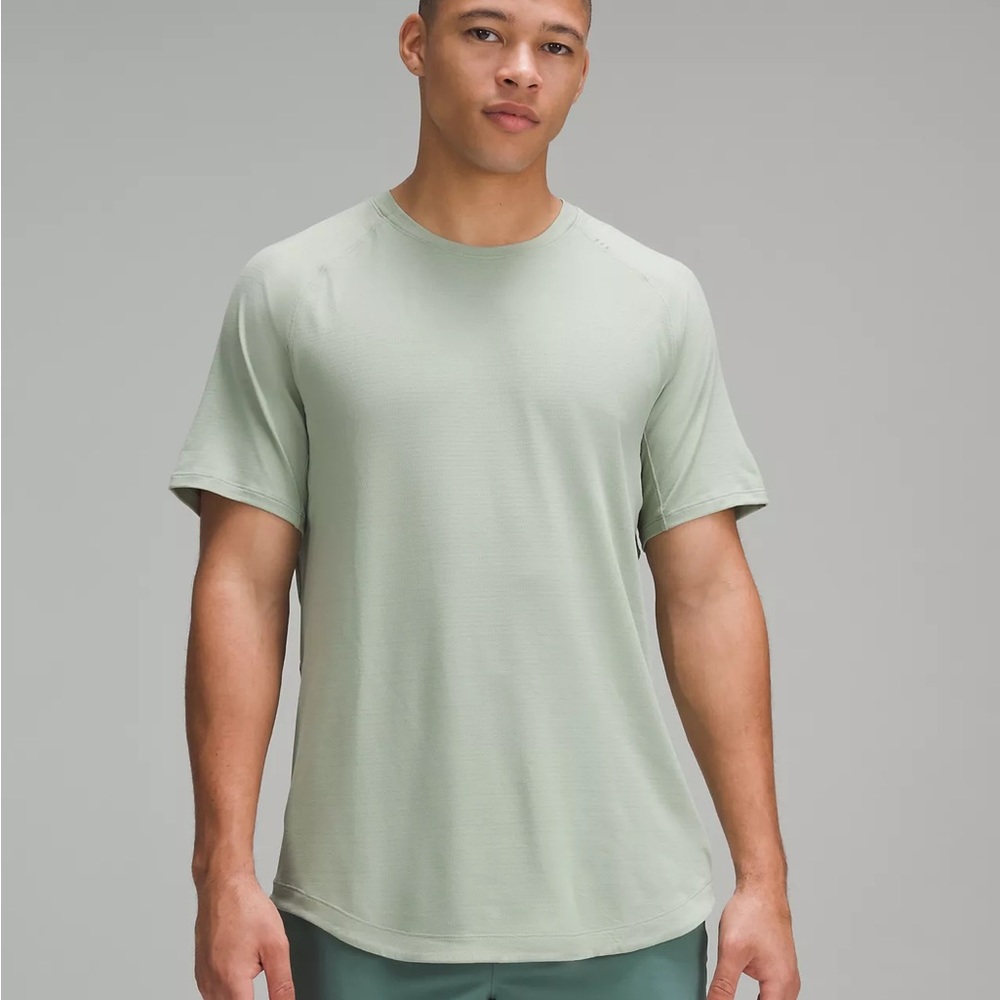 Lululemon License to Train